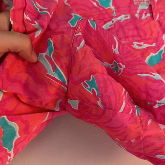 Lilly Pulitzer Callahan Shorts in Flirty Sea Pink & Blue Size 2 - Picture 4 of 7